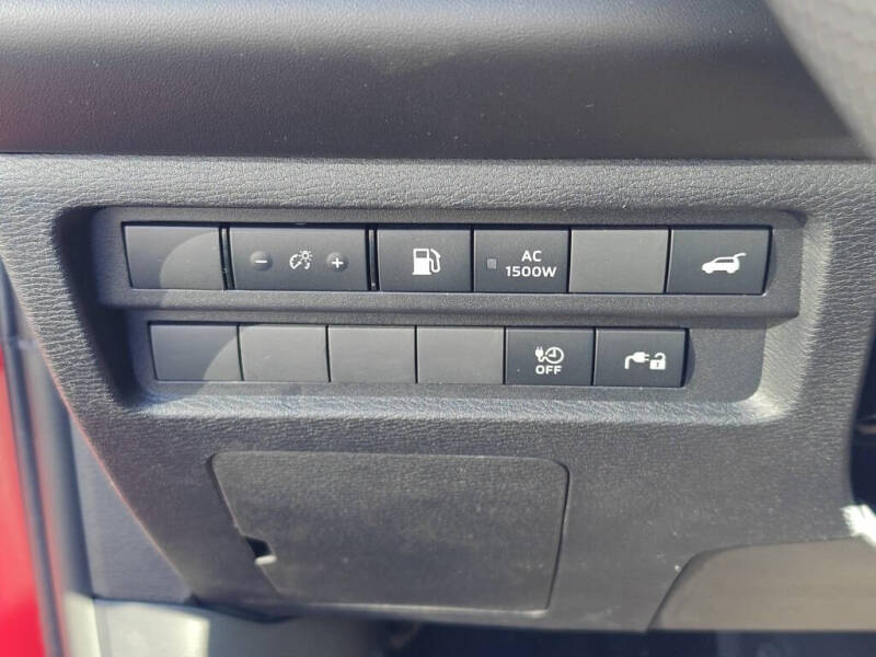 2025 Mitsubishi Outlander PHEV SEL