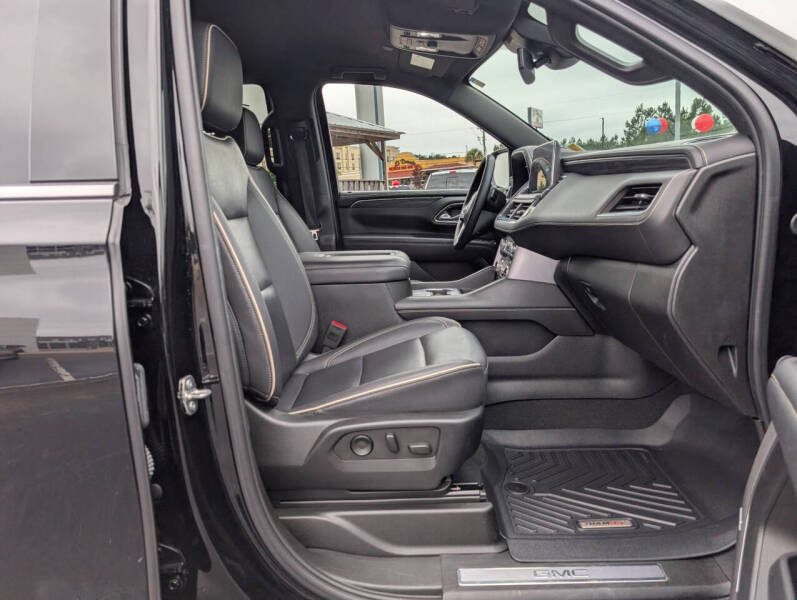 2024 GMC Yukon SLT