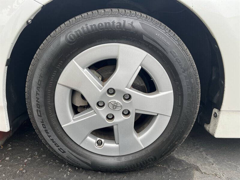 2011 Toyota Prius Three