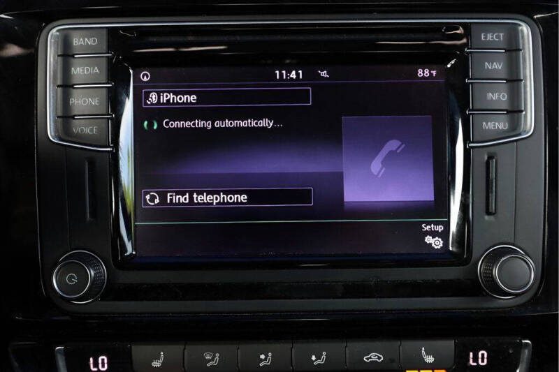 2017 Volkswagen Jetta 1.8T SEL