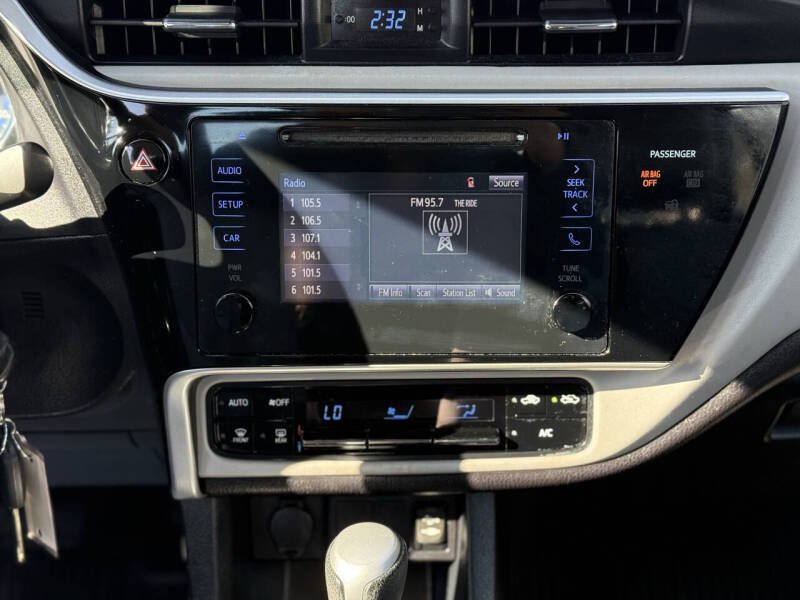 2017 Toyota Corolla LE