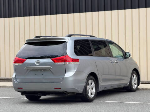 2011 Toyota Sienna