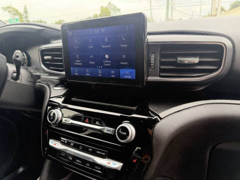 2022 Ford Explorer ST-Line