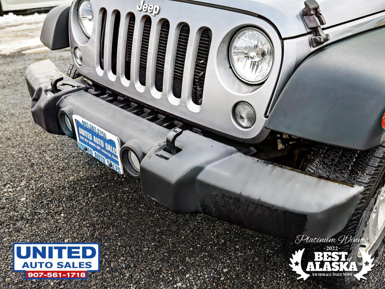 2014 Jeep Wrangler Unlimited Unlimited Sport SUV 4D 9