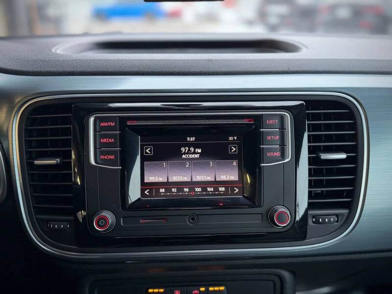 2016 Volkswagen Beetle Convertible