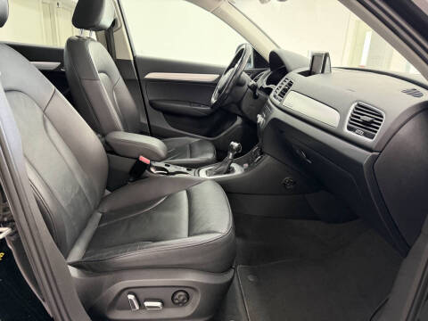 2016 Audi Q3 2.0T quattro Premium Plus
