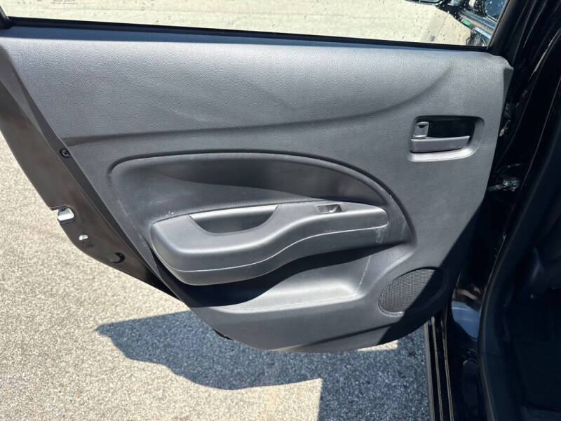 2024 Mitsubishi Mirage ES