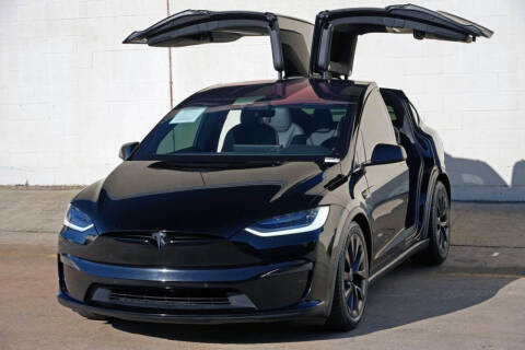 2023 Tesla Model X Standard Range