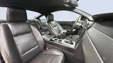 2005 Ford Mustang V6 Premium