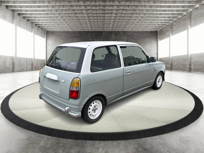 2000 Daihatsu Mira
