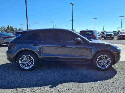 2017 Porsche Macan