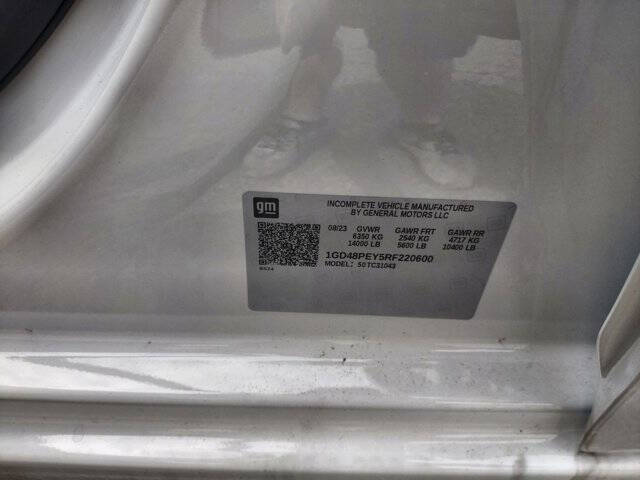 2024 GMC Sierra 3500HD CC Pro