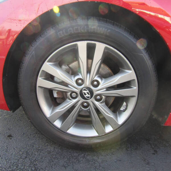 2017 Hyundai Elantra