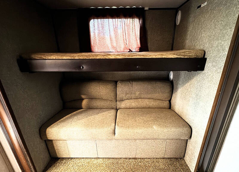 2017 Jayco North Point