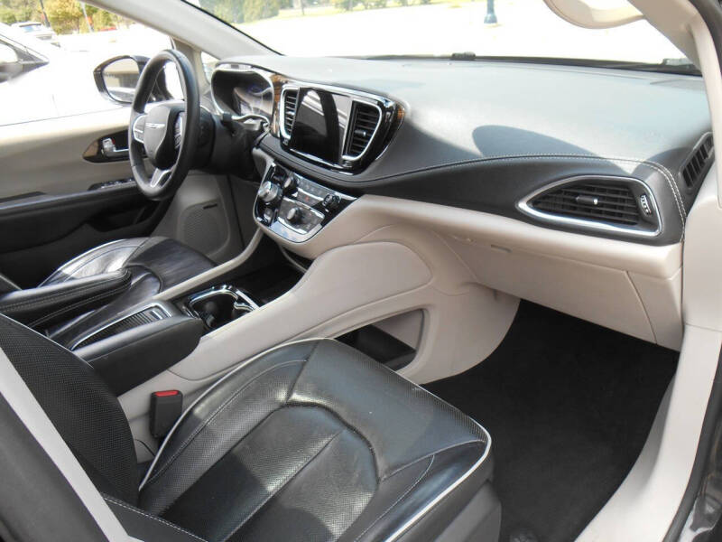2022 Chrysler Pacifica Limited