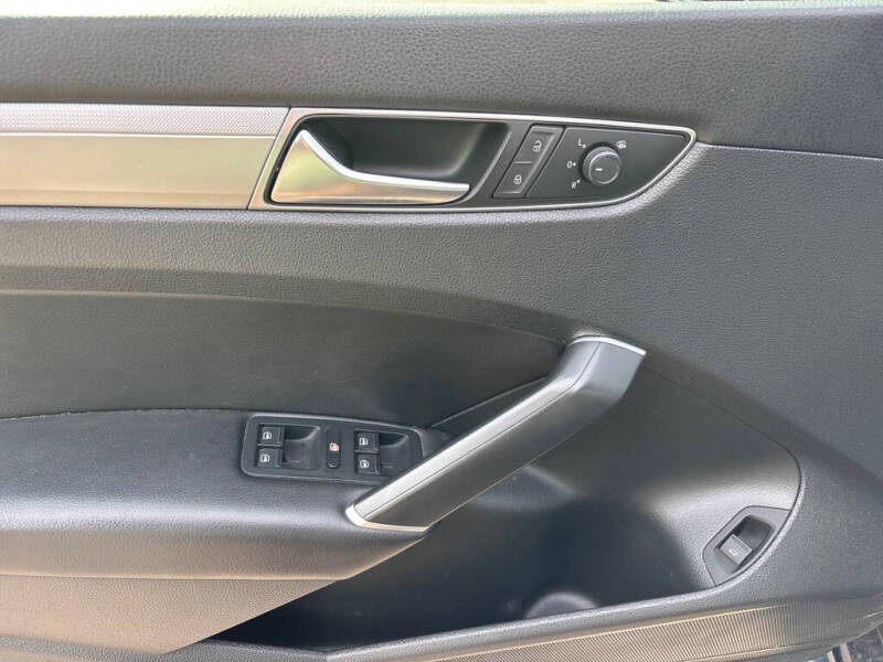 2019 Volkswagen Passat Wolfsburg