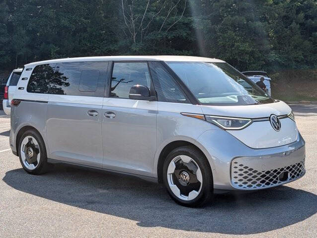 2025 Volkswagen ID. Buzz Pro S Plus