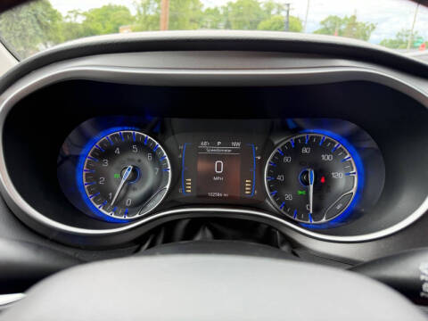 2020 Chrysler Pacifica Touring L