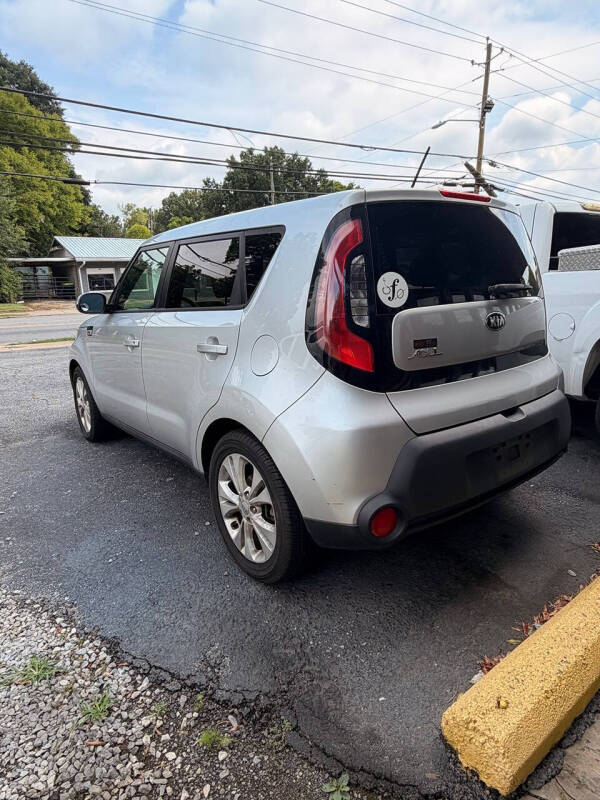 2014 Kia Soul +