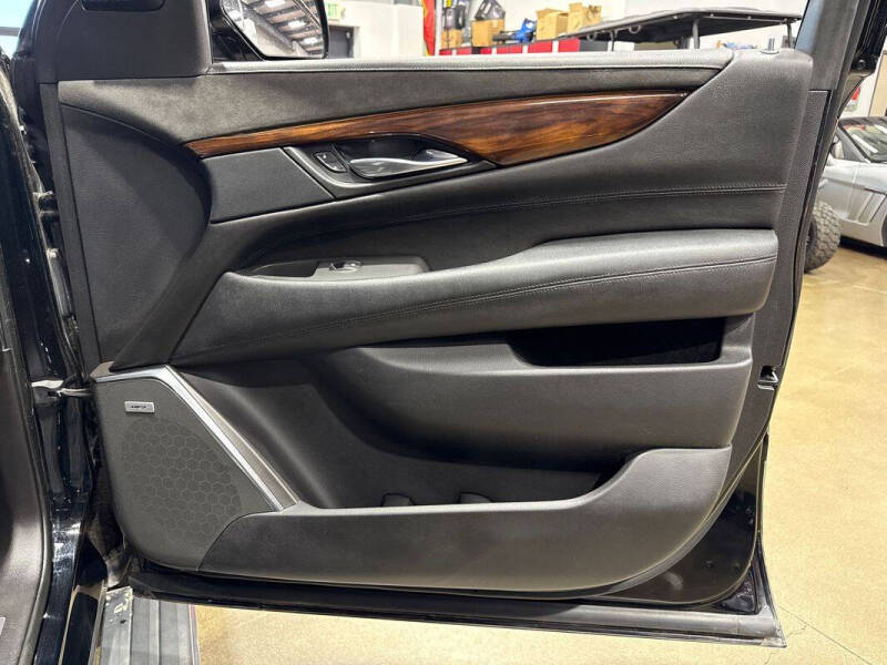 2015 Cadillac Escalade Premium