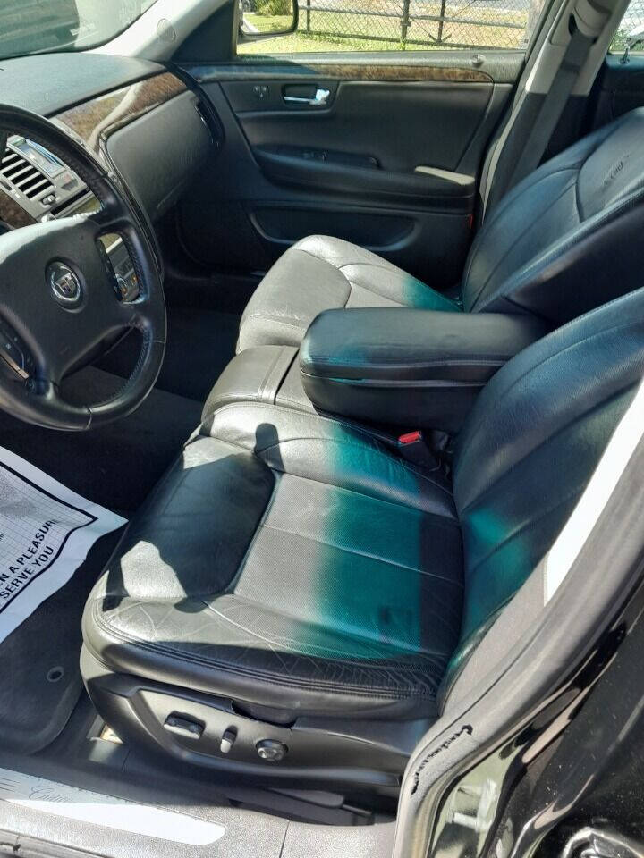 2010 Cadillac DTS Pro  - $5,950