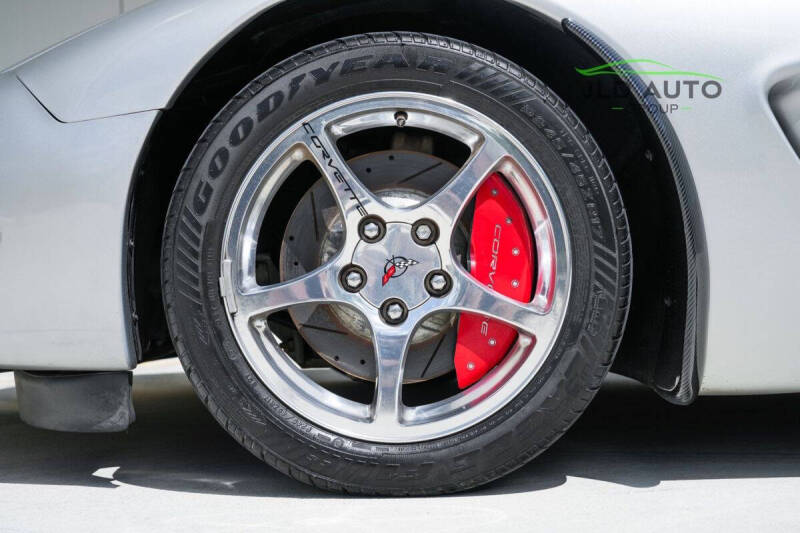 2004 Chevrolet Corvette