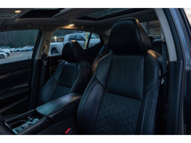 2017 Nissan Maxima Platinum