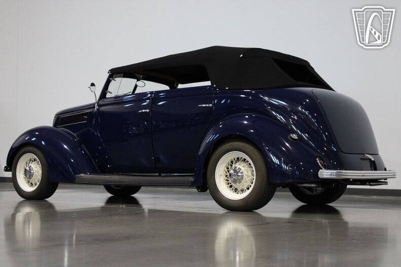1937 Ford Phaeton