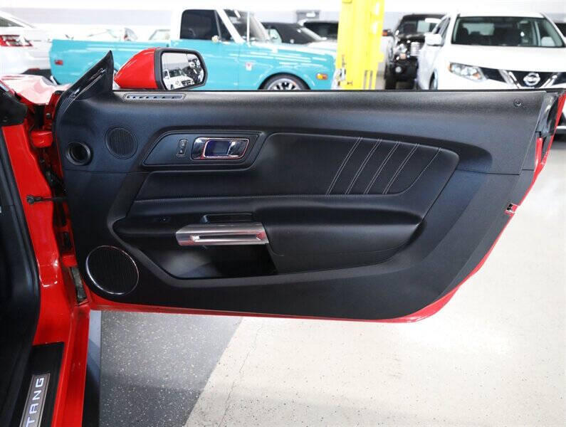 2017 Ford Mustang EcoBoost Premium