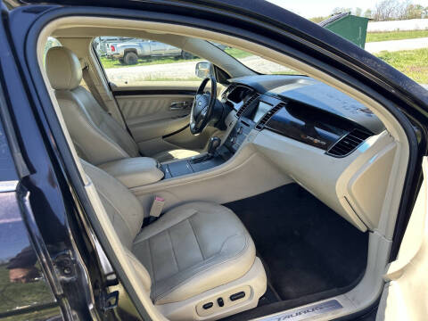 2014 Ford Taurus Limited