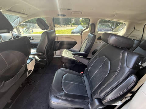 2019 Chrysler Pacifica Touring L