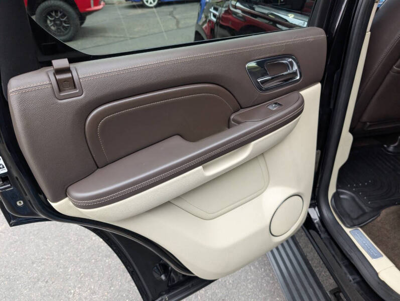 2014 Cadillac Escalade Platinum