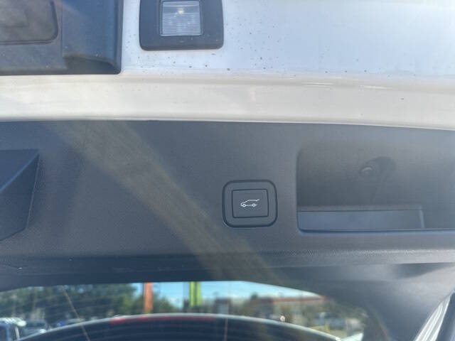 2026 Chevrolet Equinox EV LT 2