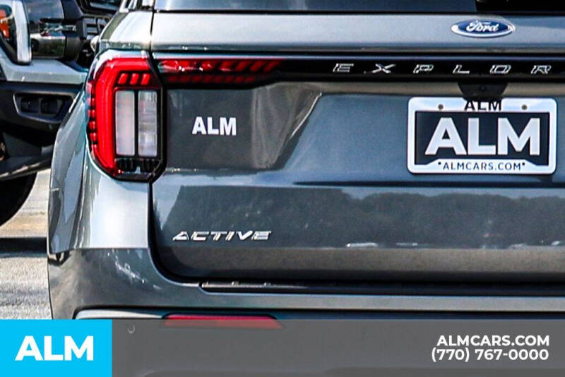2025 Ford Explorer Active