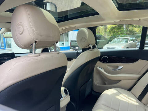 2016 Mercedes-Benz C-Class