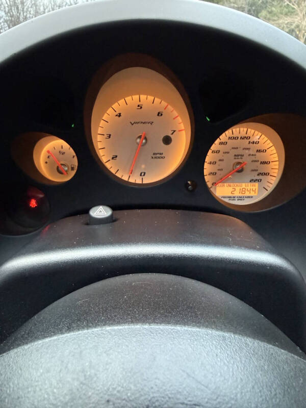 2003 Dodge Viper SRT-10