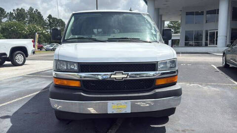 2017 Chevrolet Express LT 3500