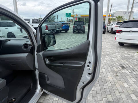 2015 Nissan NV200