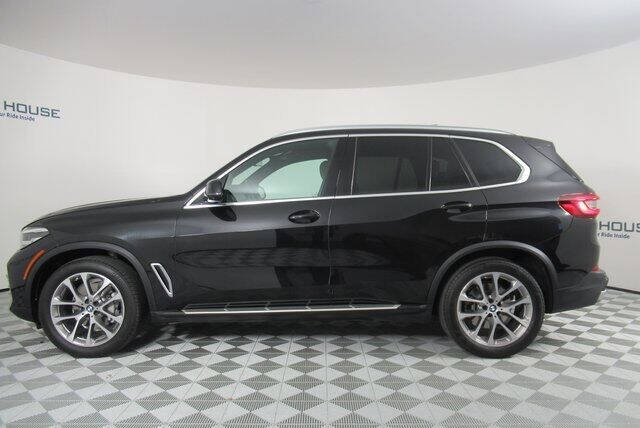 Used 2022 BMW X5 40i with VIN 5UXCR4C03N9L77977 for sale in Peoria, AZ