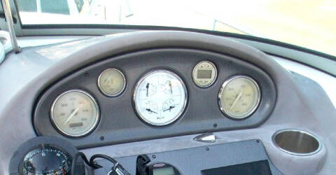 2006 Rinker 232 CAPTIVA