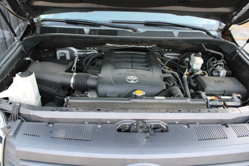 2015 Toyota Tundra SR5