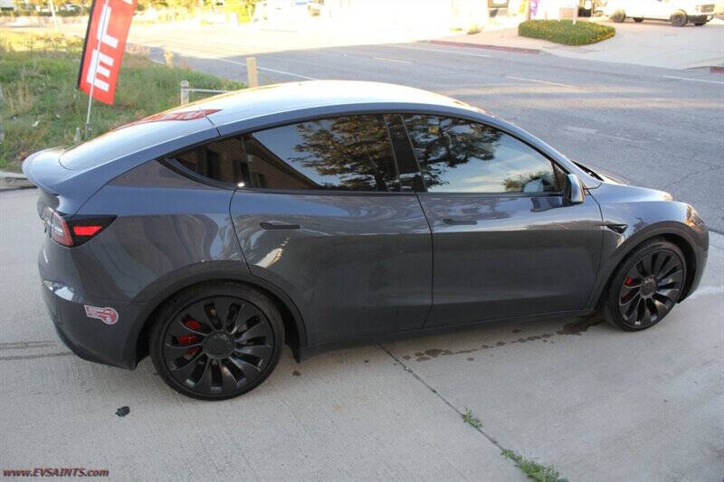 2023 Tesla Model Y Performance