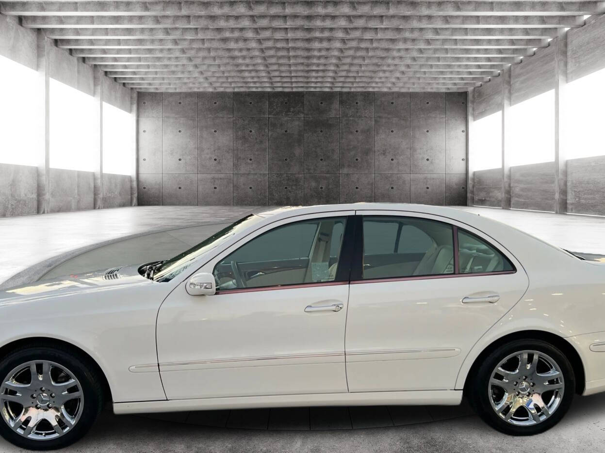 White 2003 Mercedes-Benz E-Class E 500 E 500 4dr Sedan 1