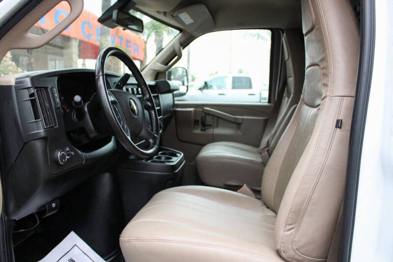 2020 Chevrolet Express 3500