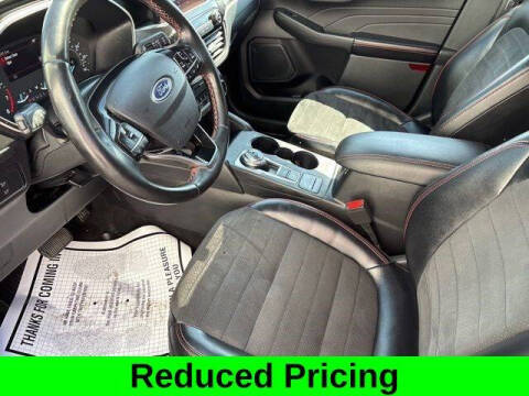 2022 Ford Escape SEL