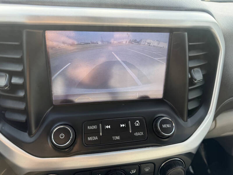2017 GMC Acadia SLT-1