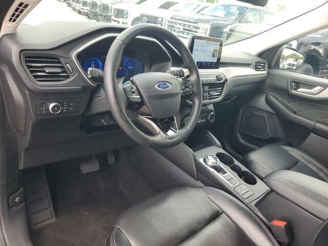 2022 Ford Escape SEL