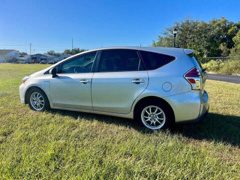 2015 Toyota Prius v Three