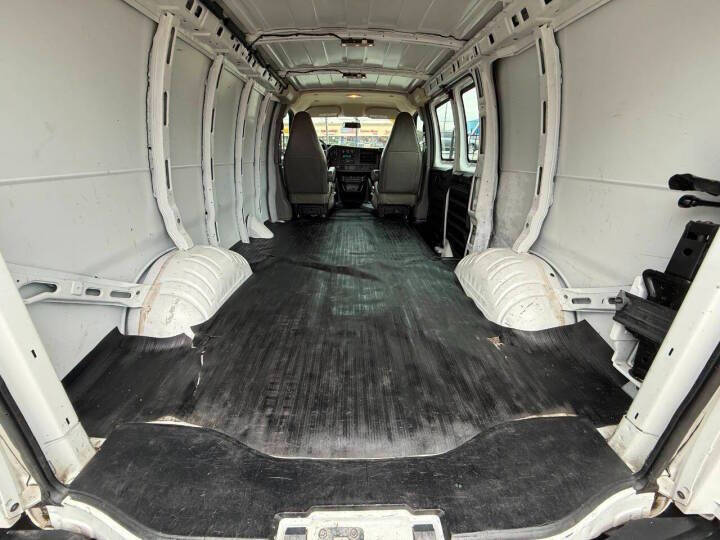 2020 Chevrolet Express 2500