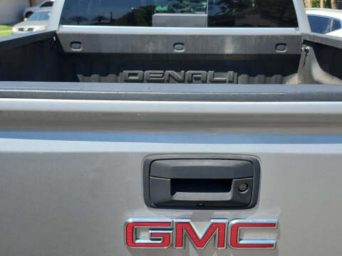 2017 GMC Sierra 2500HD Denali